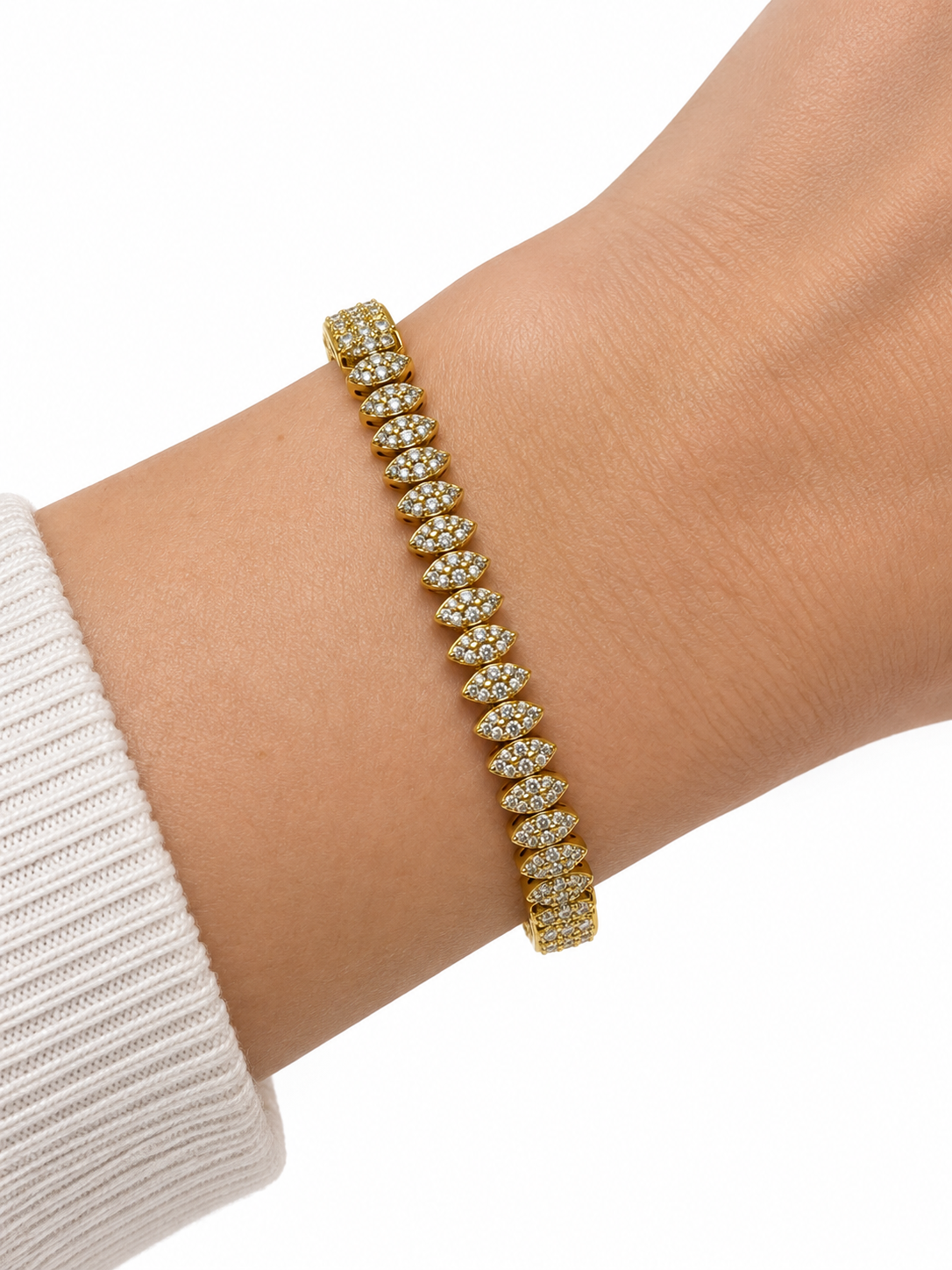 14K Yellow Gold 2.50 CTW Natural Diamond Marquise Cluster Tennis Bracelet – 7"