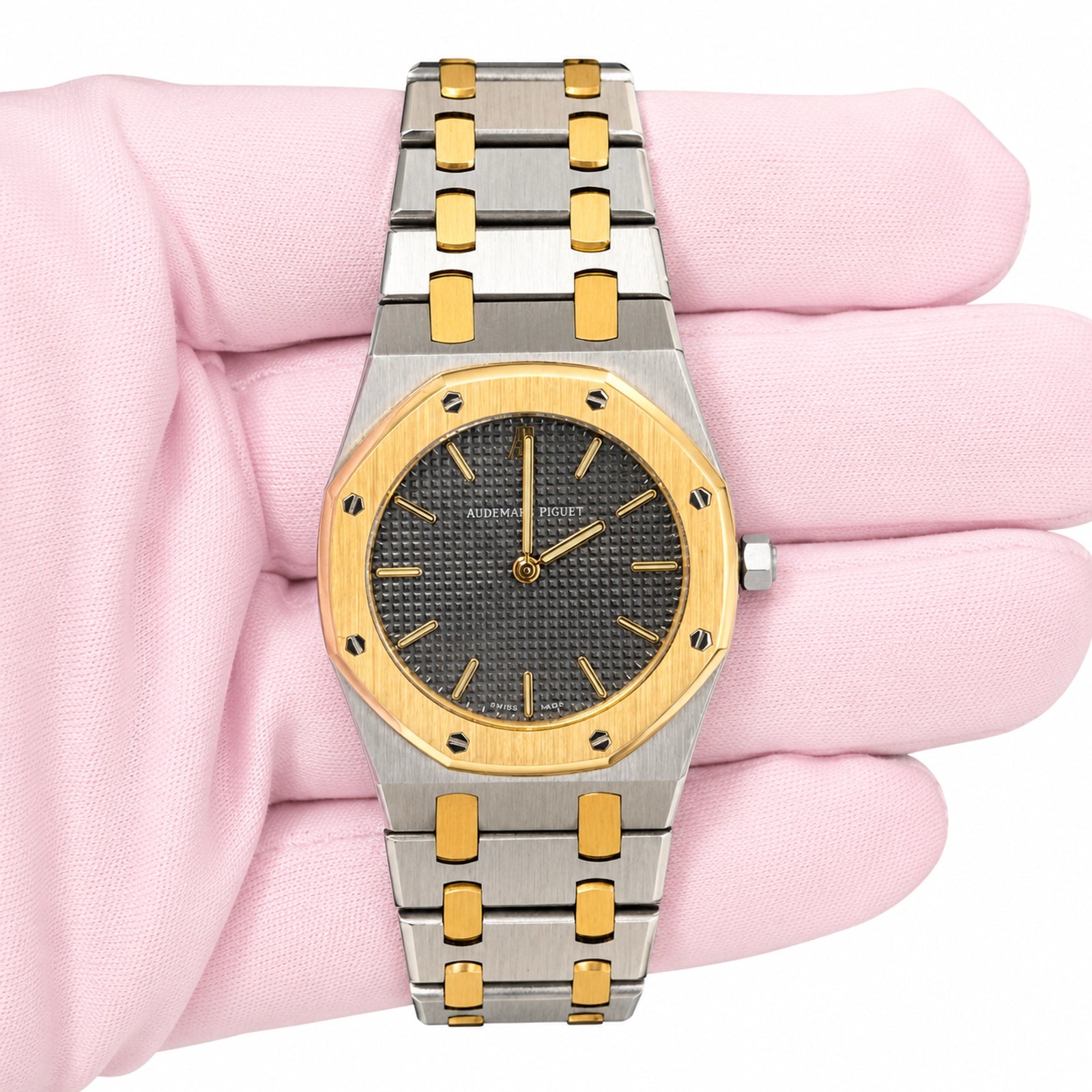 Audemars Piguet Royal Oak Ladies Quartz Grey Dial on Bracelet 56303SA